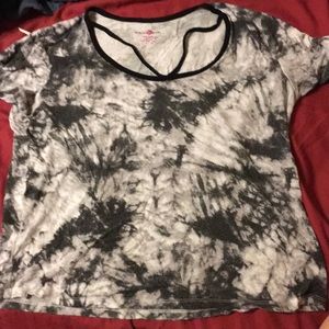 Black and white crop top